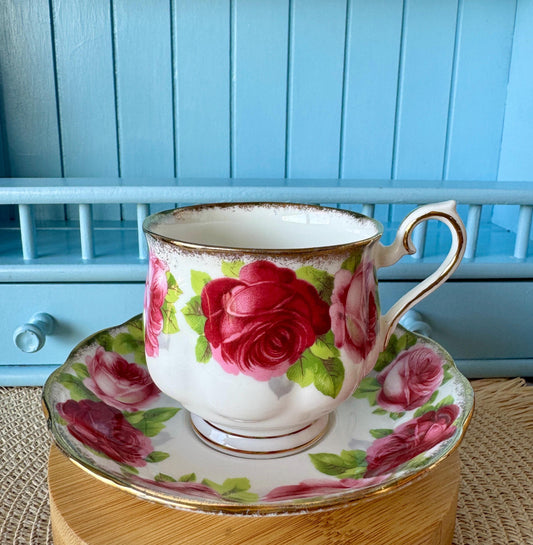 Vintage Royal Albert, Old English Rose, Tea Cup & Saucer, Bone China, Previously Loved,Red Pink Roses Decor, Perfect Gift, Made in England