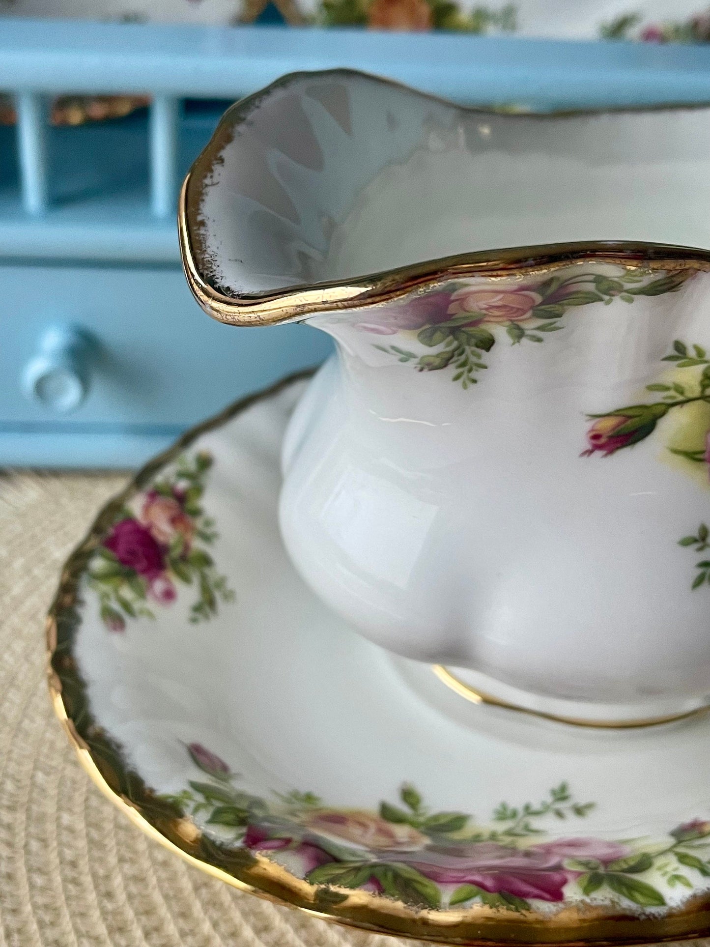 Very Rare Hard To Find Royal Albert "Old Country Roses" Gravy Jar on Platter, Beautiful Thick Gold, Fine Bone China, Red Rose Decor, England