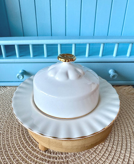 Vintage Royal Albert "Val D'Or" Butter Dish, Lidded Butter Dish, Bone China, Previously Loved, Perfect Gold Knob, White Gold Decor, England