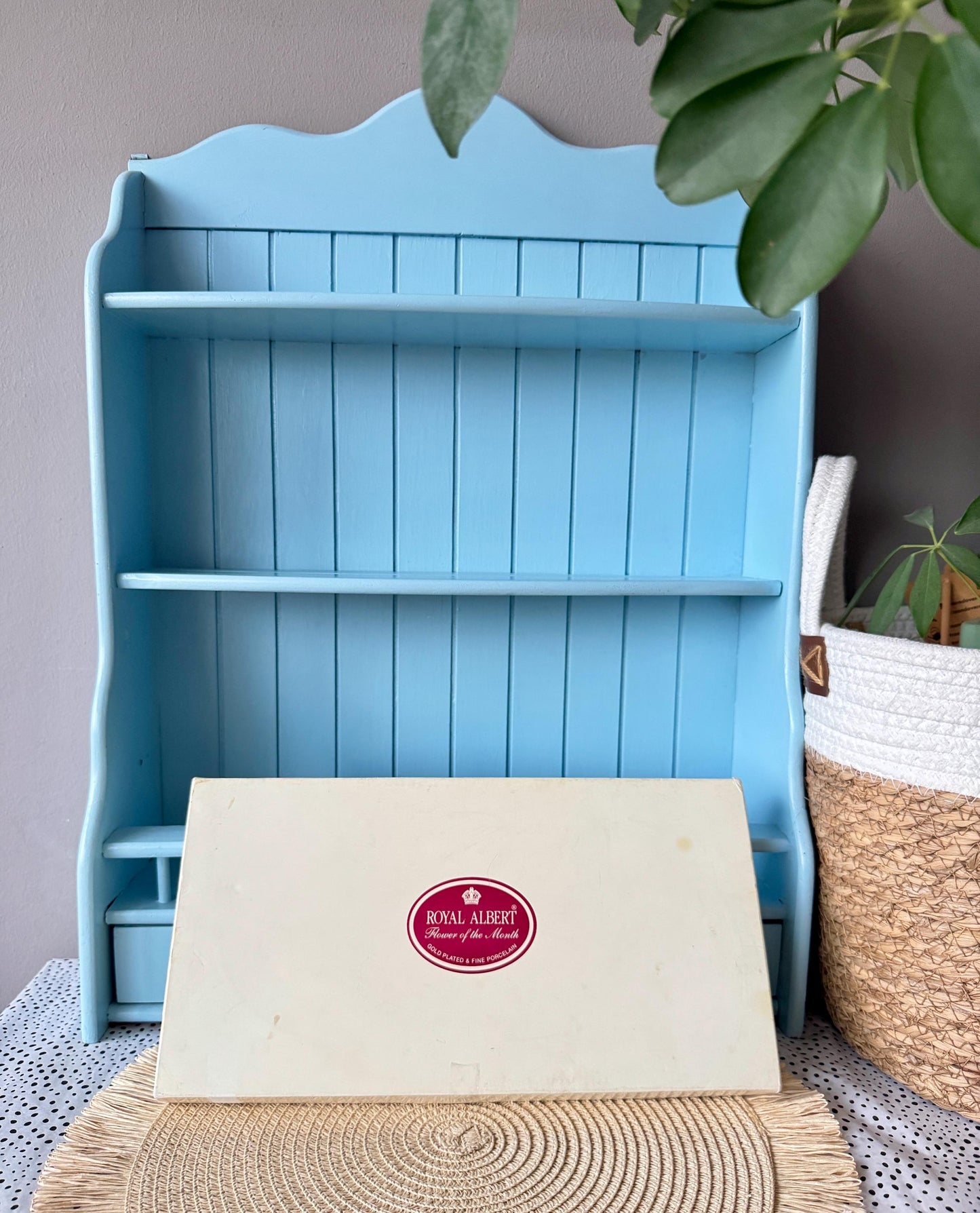 Vintage Hard to Find & Very Collectible Royal Albert "Flower of the Month" 12 Gold Plated Cake Forks, Original Box, Used, Rare Find, Japan