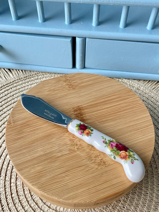 Very Rare,Vintage Royal Albert "Old Country Roses" Butter Knife, Fine Bone China,  Porcelain Handle, Pretty Red Roses Decor, Made in England