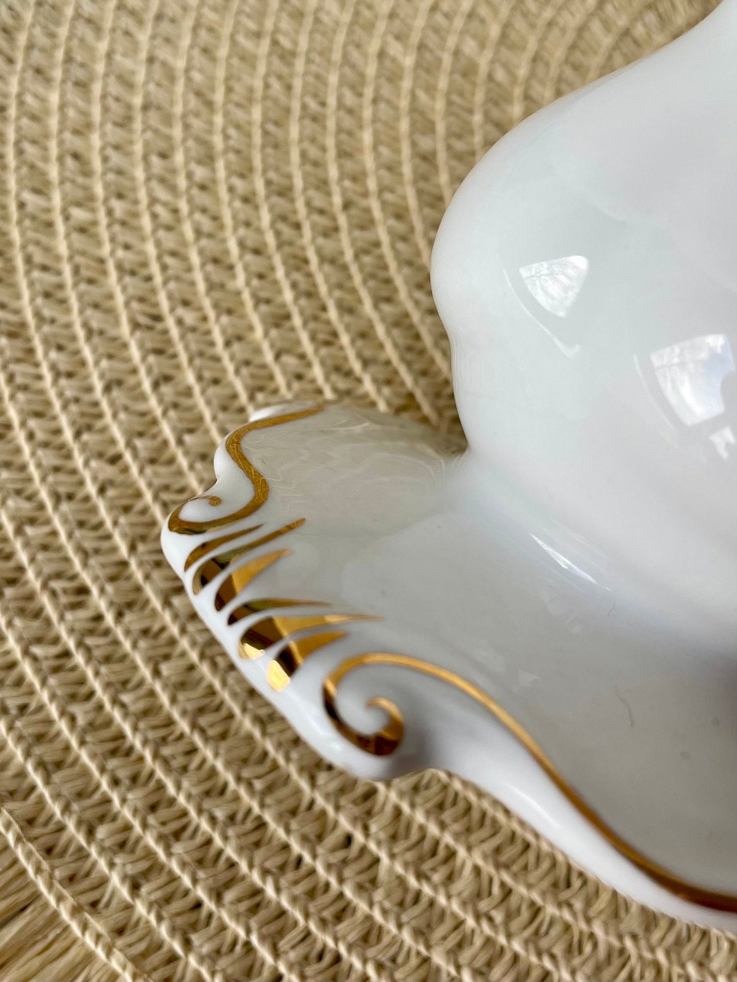 Rare Vintage Royal Albert "Kentish Rockery" Hard to Find Pedestal Cake Stand, Bone China, Previously Loved, , England