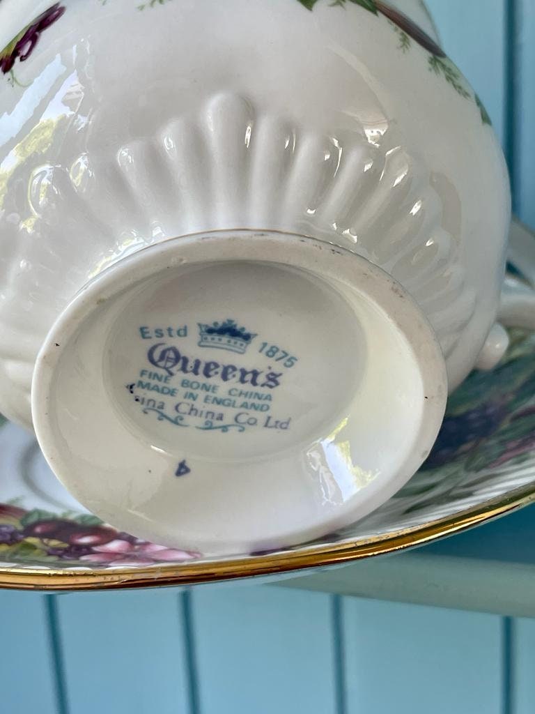 Vintage Royal Queens Fine Bone China Fruit Inspired Teacup And Saucer, Pear, Grapes, Perfect Gold, Queens Fine Bone China Made in England