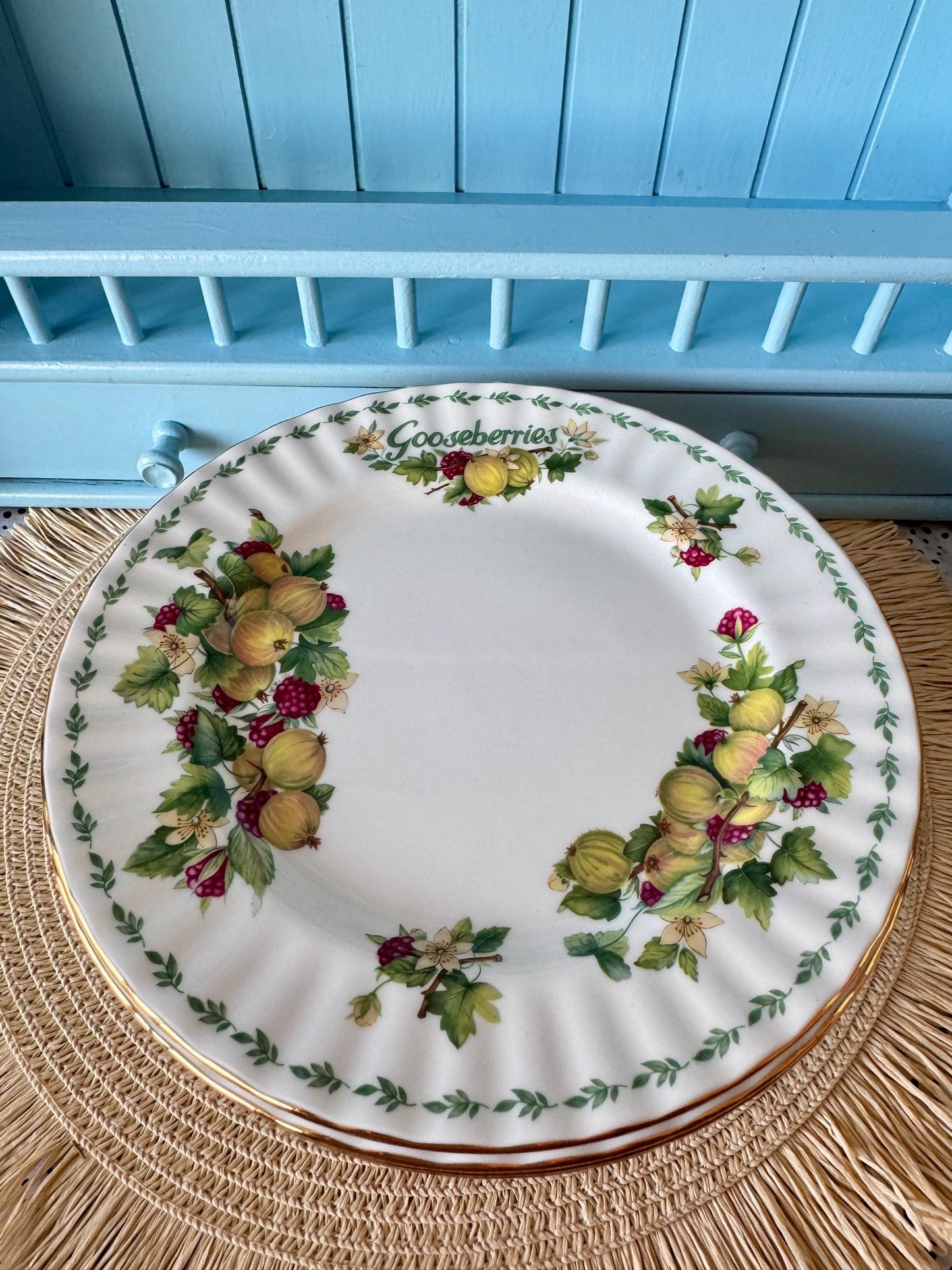 Vintage Royal Albert "Covent Garden" Lunch Plates in Grapefruit, Gooseberries, Damsons, Apples, Breakfast Plate 20,5cm, Bone China, England