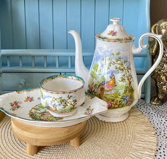 Multiple Vintage Royal Albert "Chelsea Bird" Items, Sugar Bowl & Plate, CoffeePot, Bone China, 1 Lady And 1 Male Size TeaCups, Beautiful Set