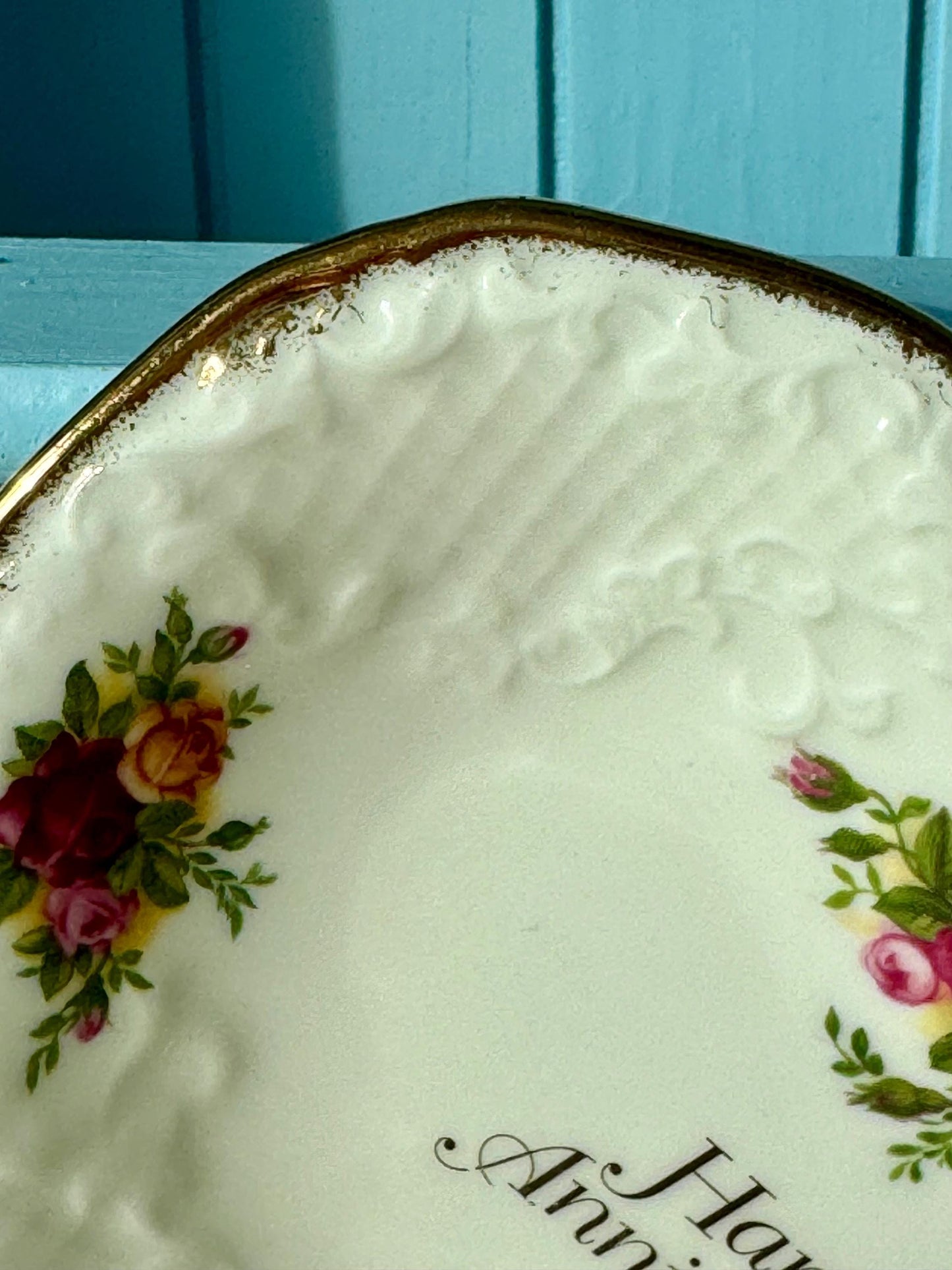 Vintage Royal Albert "Old Country Roses" Heart Shaped Dish, Happy Anniversary, Bone China, Heartfelt Anniversary Gift, Red Roses, England