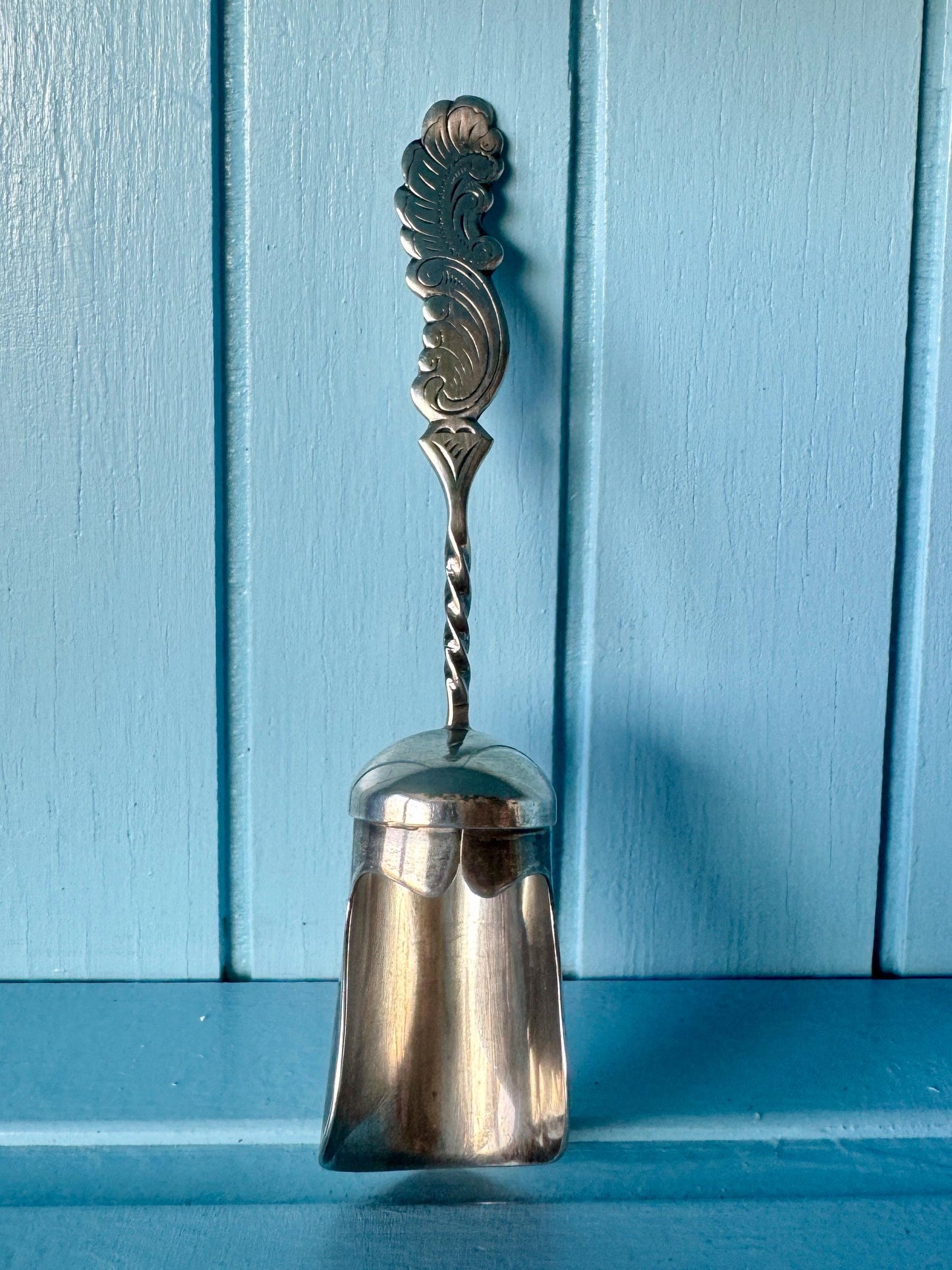 Vintage Silver-Plated Sugar Scoop – Ornate Rococo Handle & Twisted Stem, PR 90, Shabby Chic, Downton Abbey, Food Photo Props, Gift For Mom