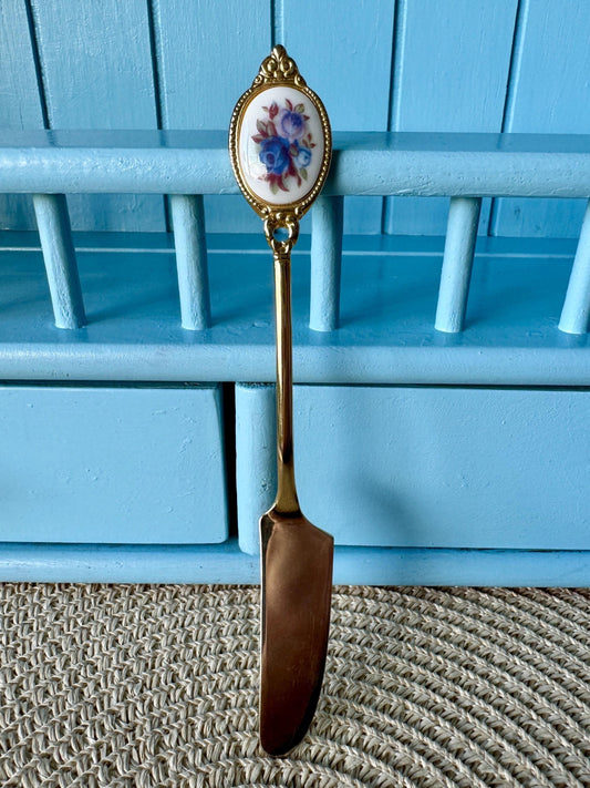Very Rare, Vintage Royal Albert "Moonlight Rose" Butter Knife, Bone China, Used Condition, Gold Plated Butter Knife, Blue Roses Decor, Japan