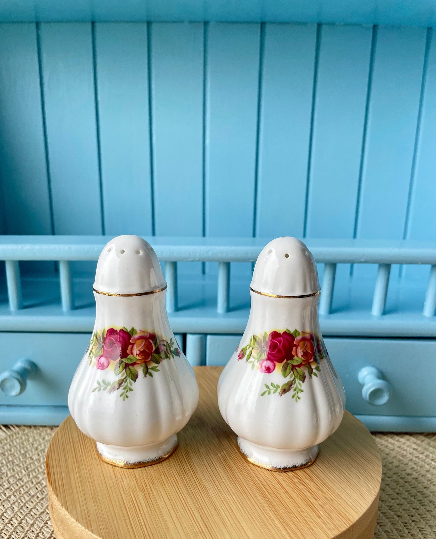 Vintage 1960's Royal Albert "Old Country Roses" Salt & Pepper Shakers, Fine Bone China, Previously Loved Vintage, Perfect For Collectors