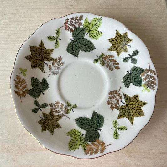 Vintage Royal Albert "Green Leaf" Male Sized Tea Set