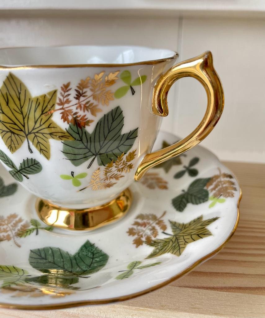 Vintage Royal Albert "Green Leaf" Male Sized Tea Set