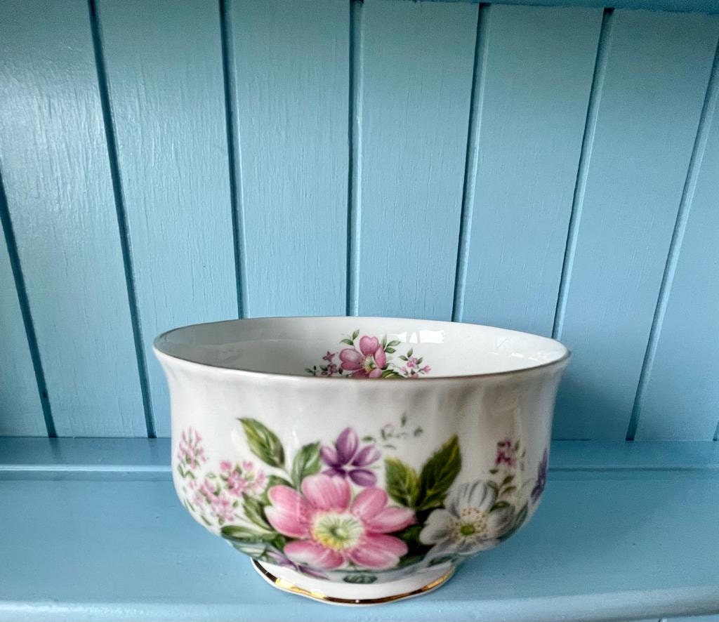 Super Cute Vintage 'Paragon' Flower Festival 3 Piece Creamer