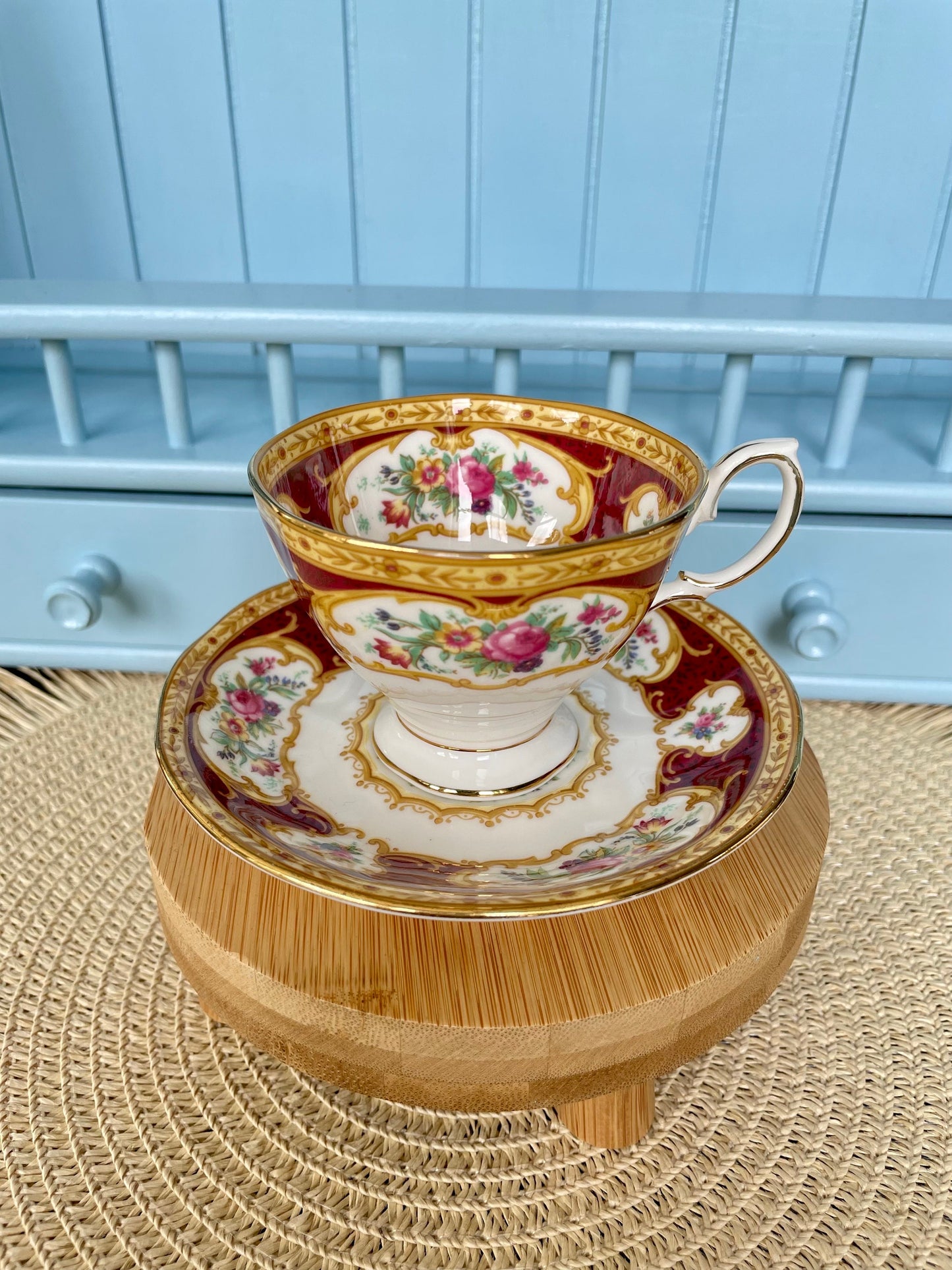 Vintage Royal Albert Lady Hamilton