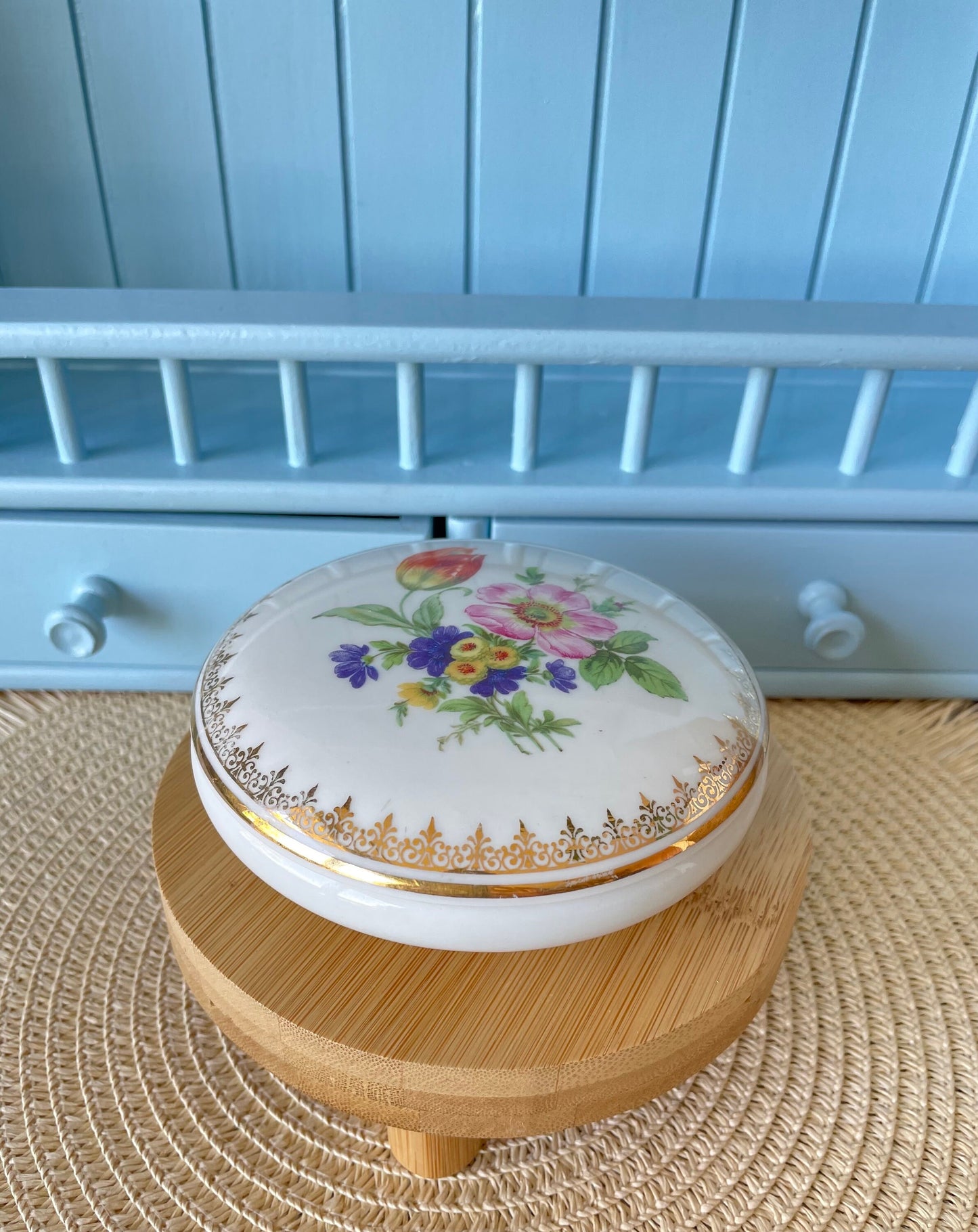Hard To Find Vintage Limoges France Floral Lidded Trinket Bo