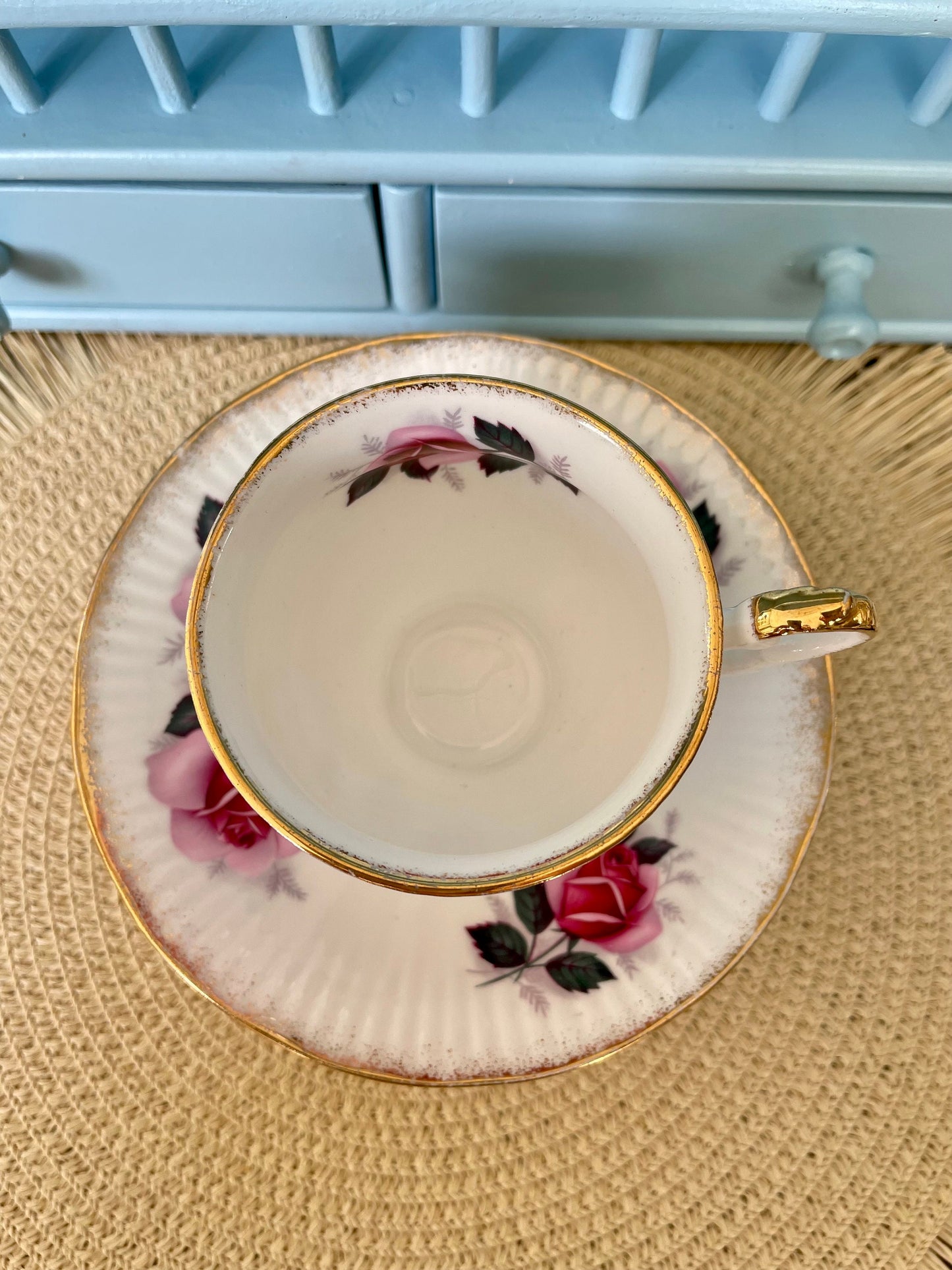Vintage Elizabethan Fine Bone China Tea Cup and Saucer - Bri