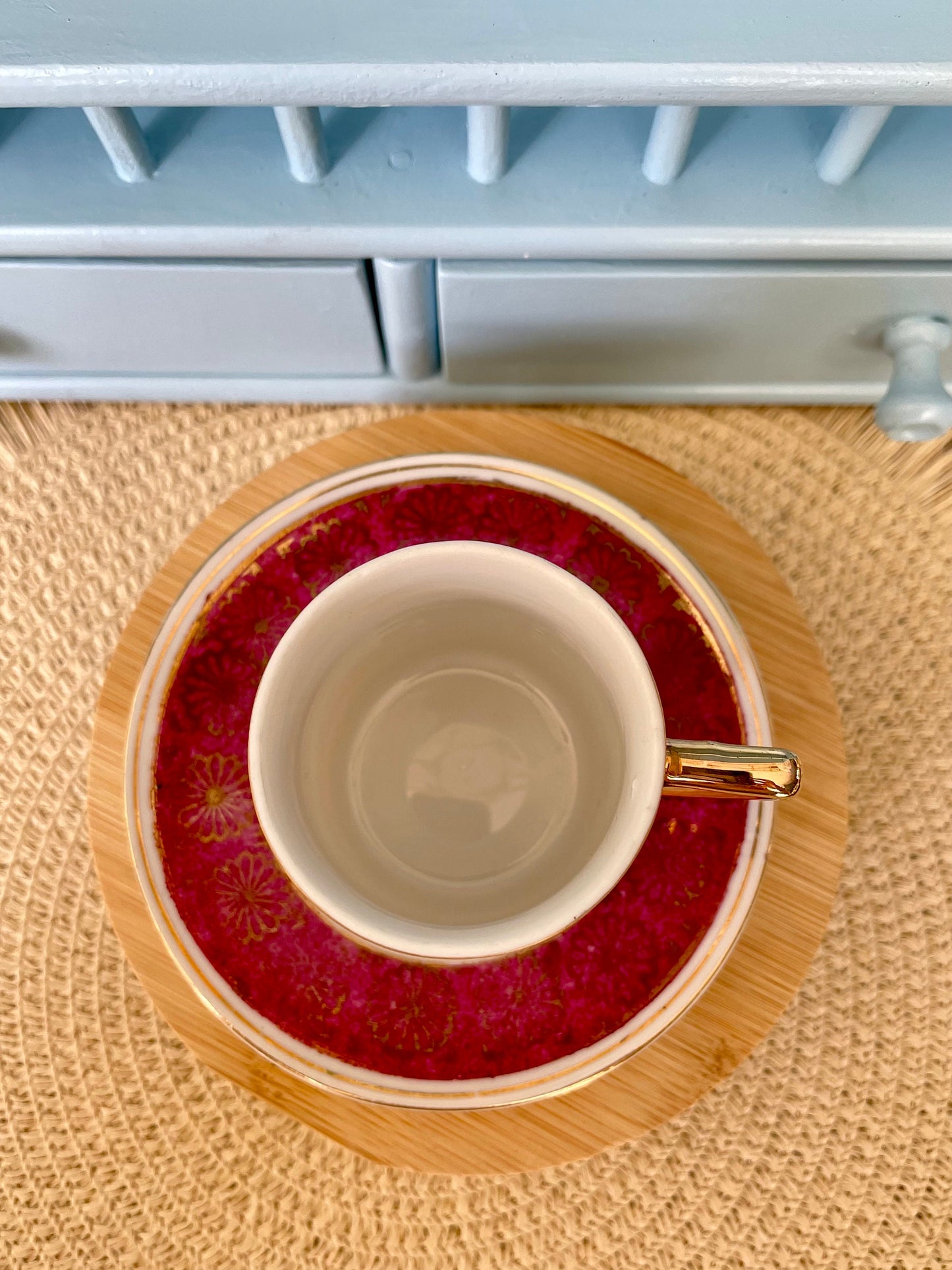 Hard to Find Rare Vintage Versailles