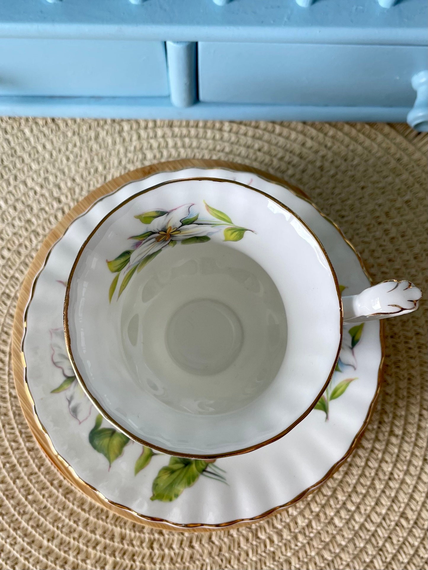 Vintage Royal Albert White Trillium Demitasse CoffeeCup & Sa
