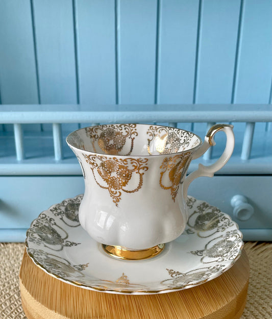 Vintage Elegance in Gold Royal Albert