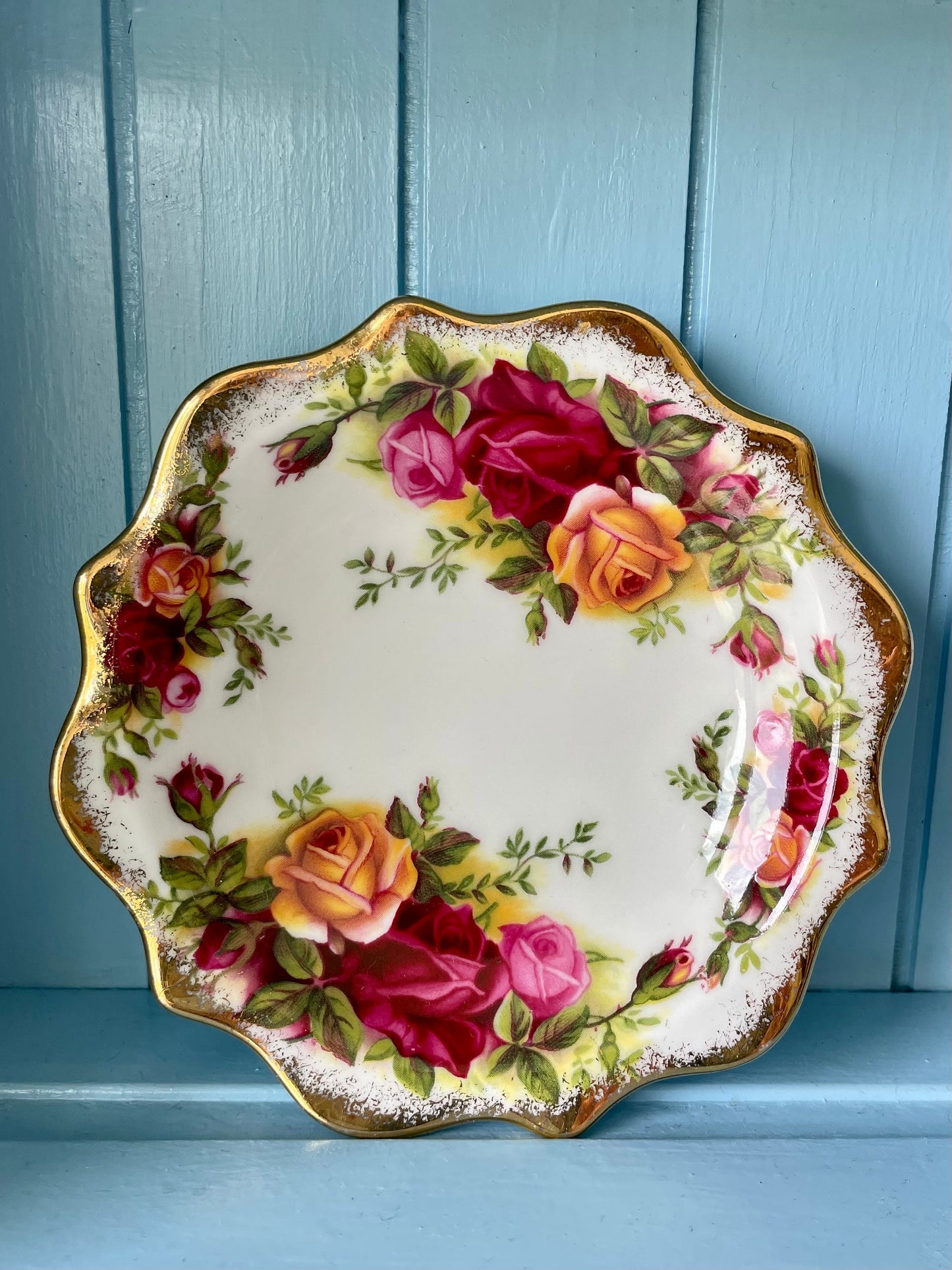 Vintage Royal Albert Old Country Roses Set of 3 Petit Four Dishes