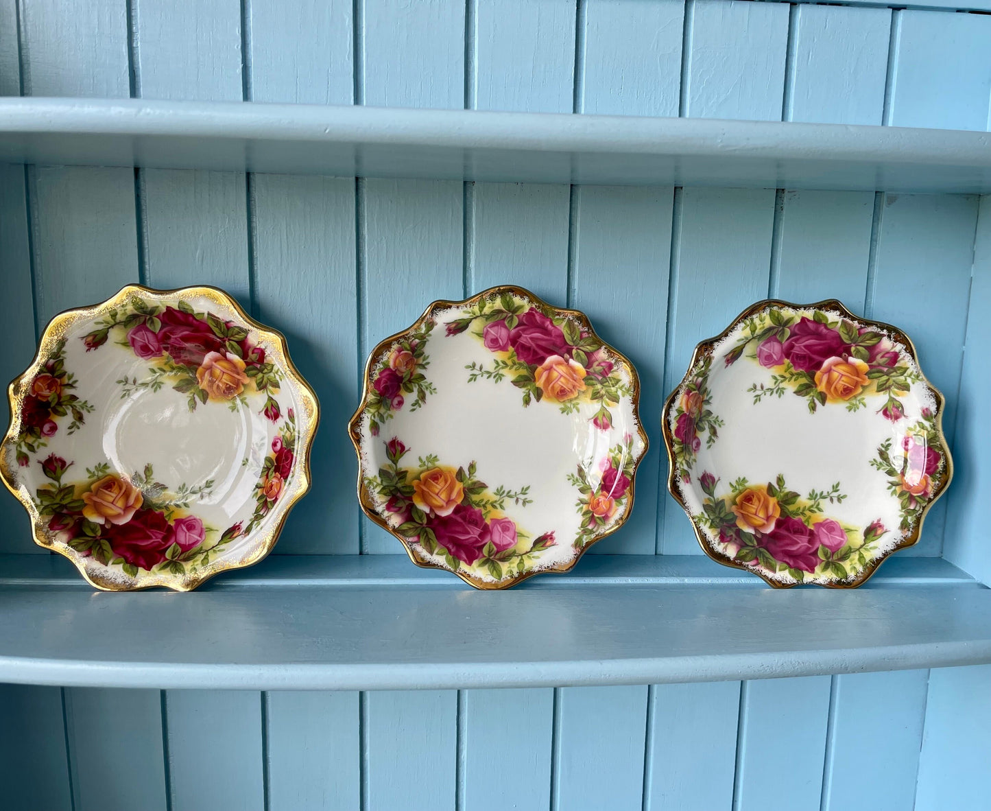 Vintage Royal Albert Old Country Roses Set of 3 Petit Four Dishes