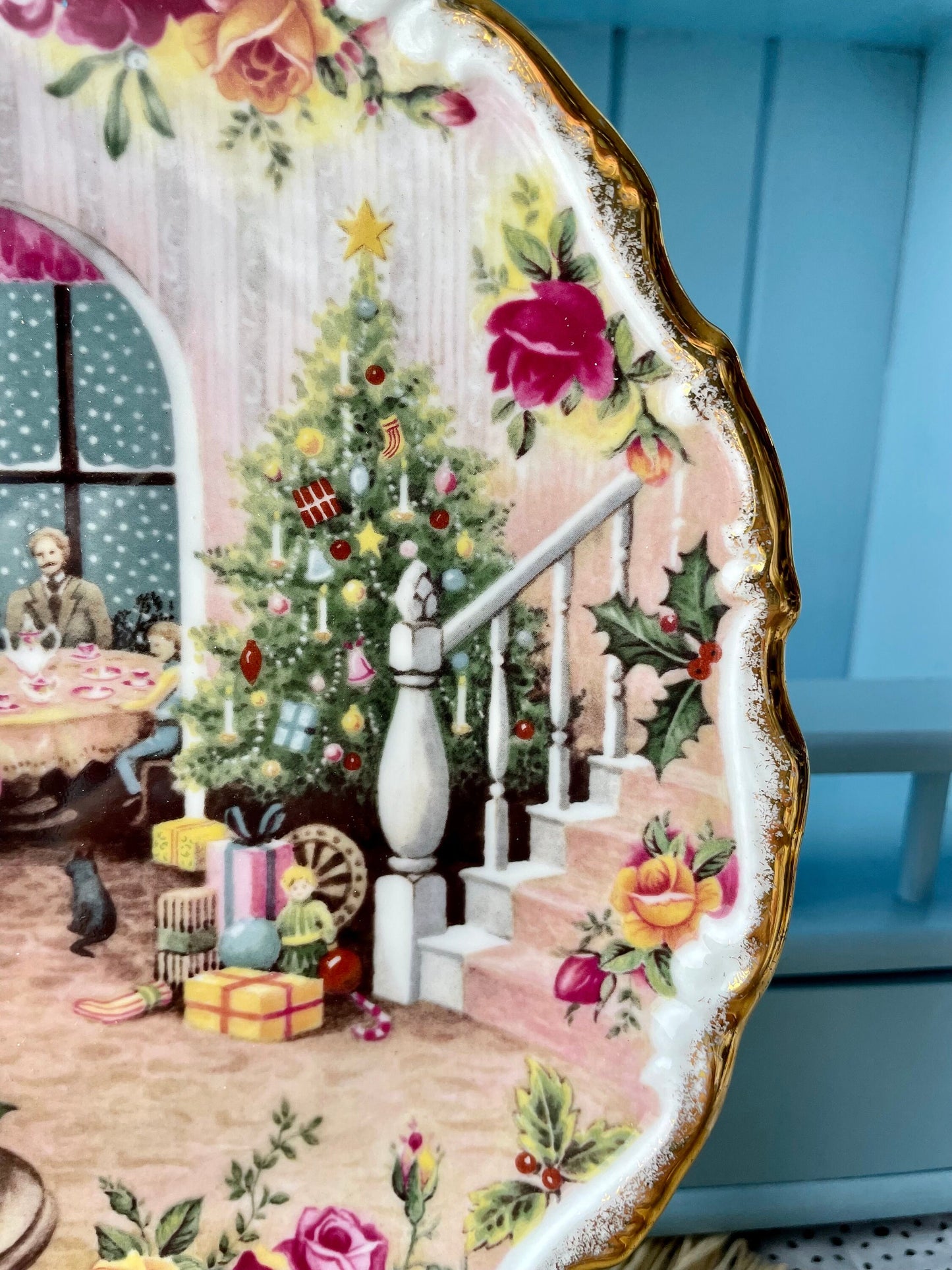 Vintage Royal Albert Old Country Roses 'Christmas Plate'