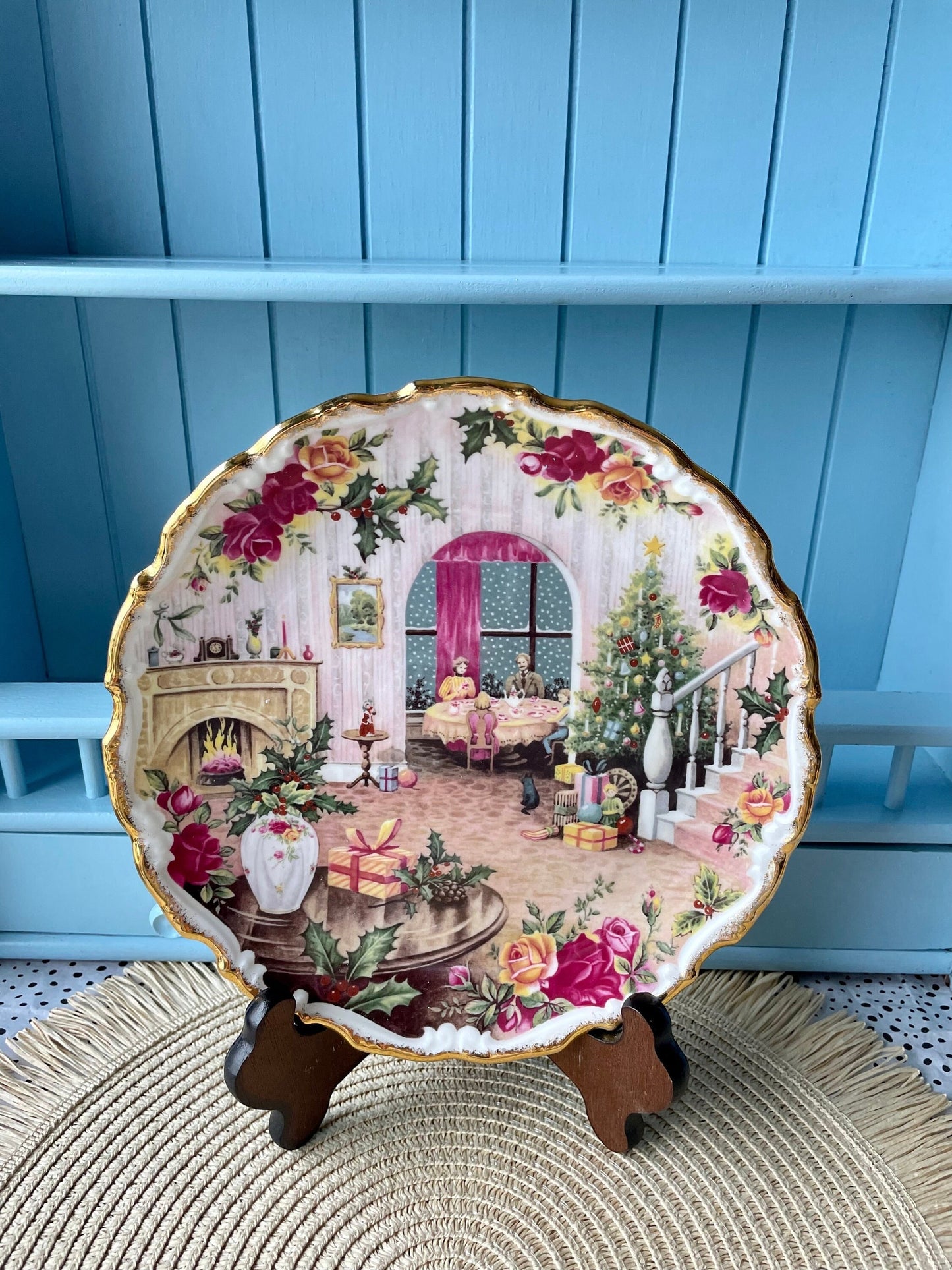 Vintage Royal Albert Old Country Roses 'Christmas Plate'