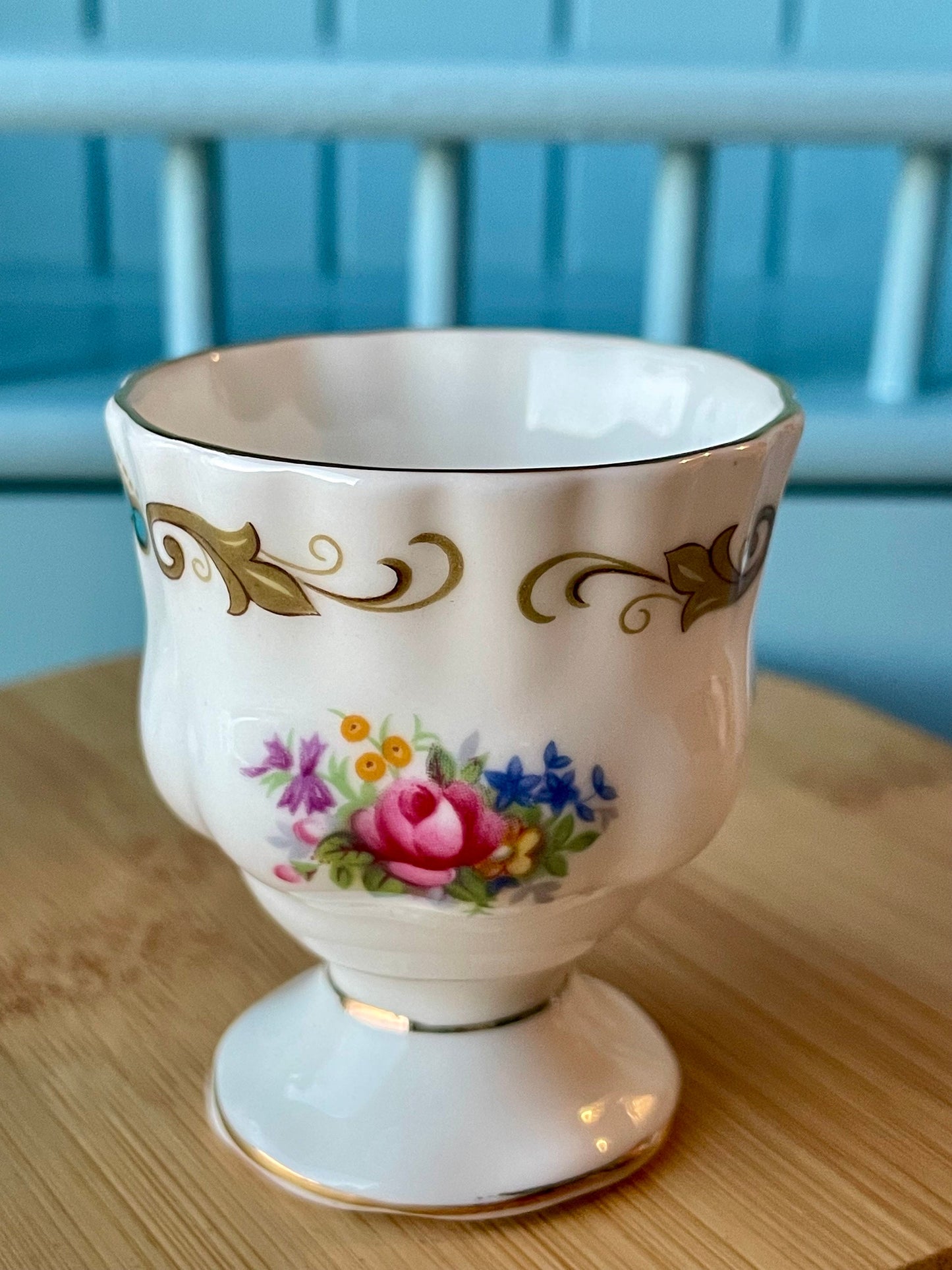 Hard to Find Vintage Royal Albert "Berkeley" Set of 6 Egg Cu