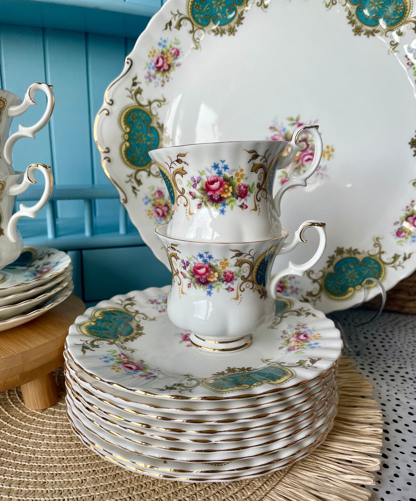 Vintage Royal Albert "Berkeley" 4 Demitasse Teacup & Saucers