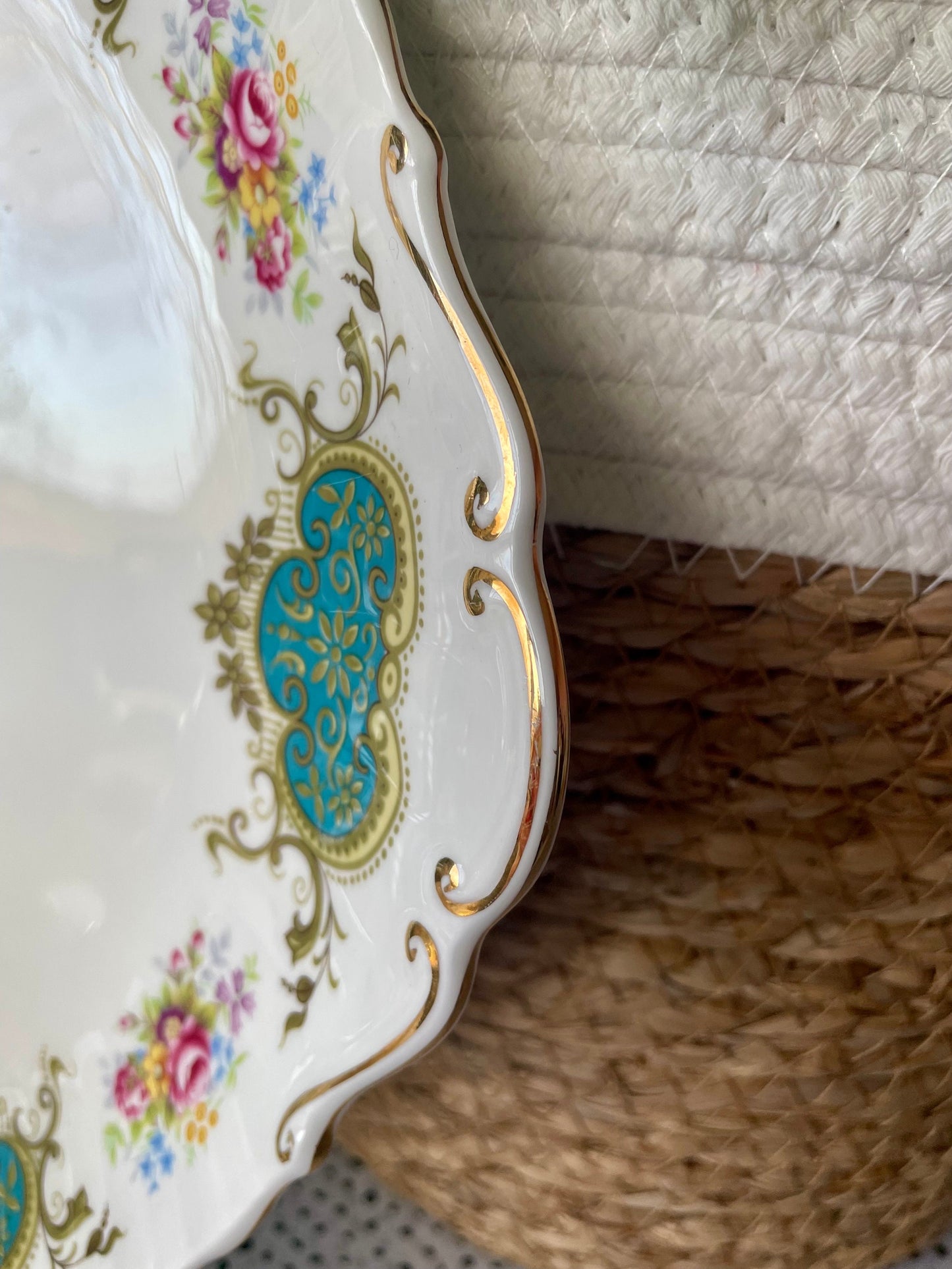 Vintage Royal Albert "Berkeley" 4 Demitasse Teacup & Saucers