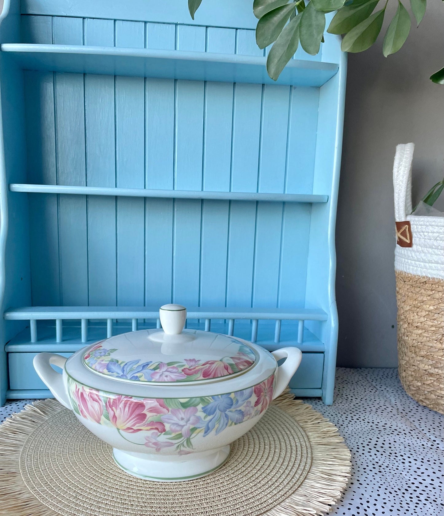 Very Rare Find Royal Albert Fonteijn Covered Dish