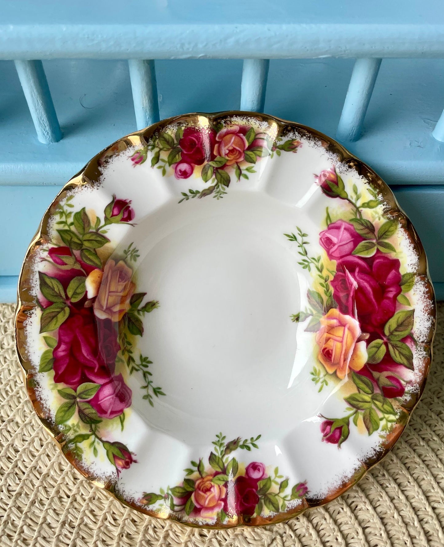 Rare Vintage Pinda Dish Old Country Roses