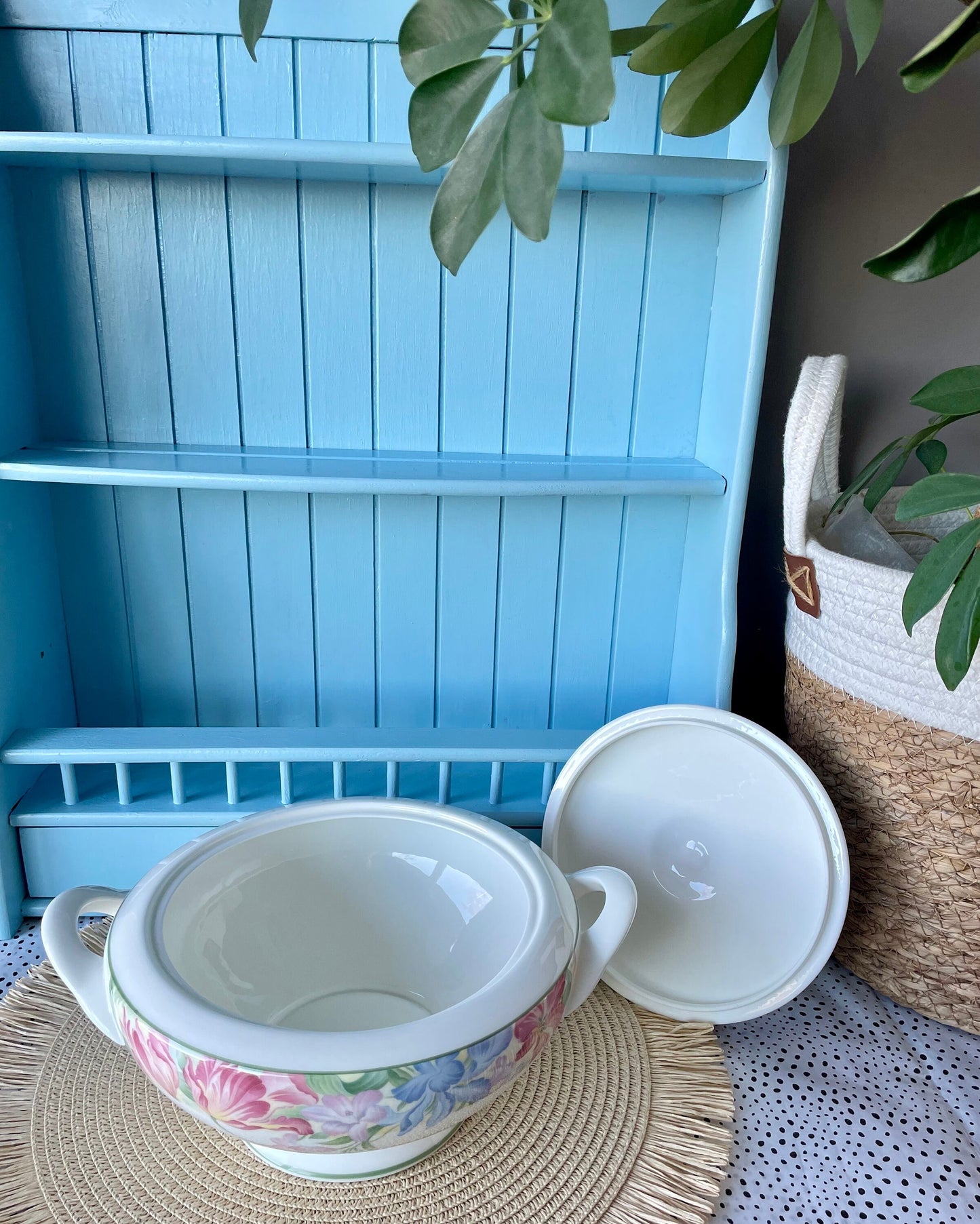 Very Rare Find Royal Albert Fonteijn Covered Dish