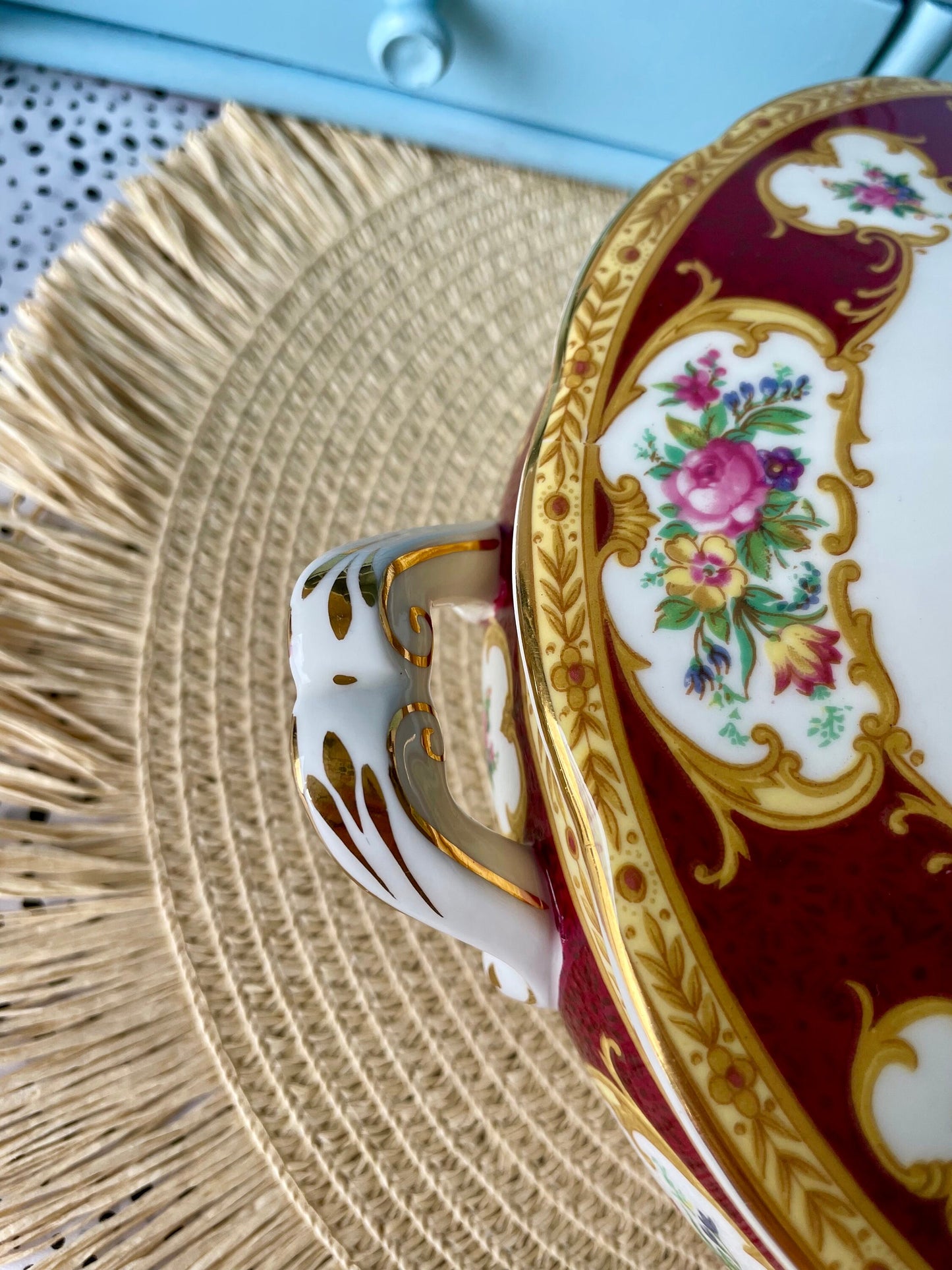 Pretty Hard To Find Lady Hamilton Covered Dish