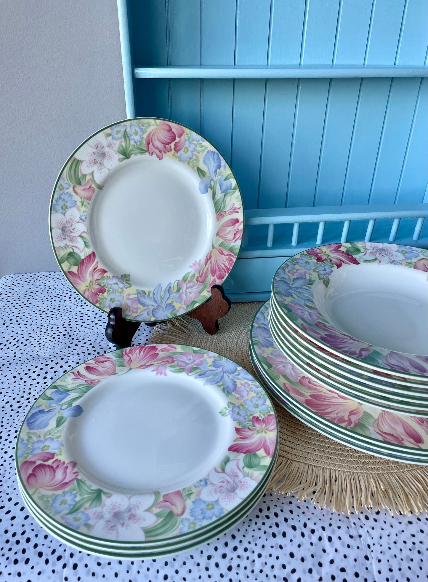 Vintage Royal Albert "Fonteyn" Fine Bone China Different Siz