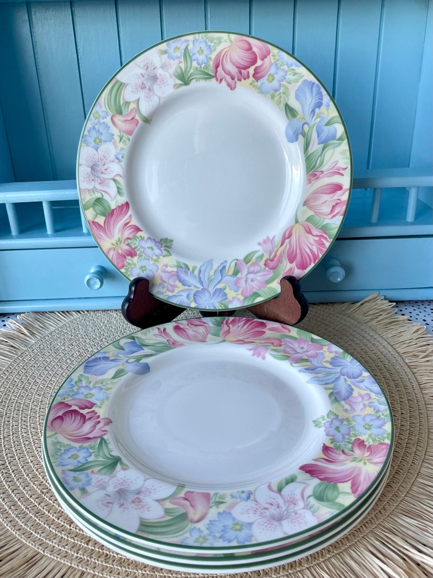 Vintage Royal Albert "Fonteyn" Fine Bone China Different Siz