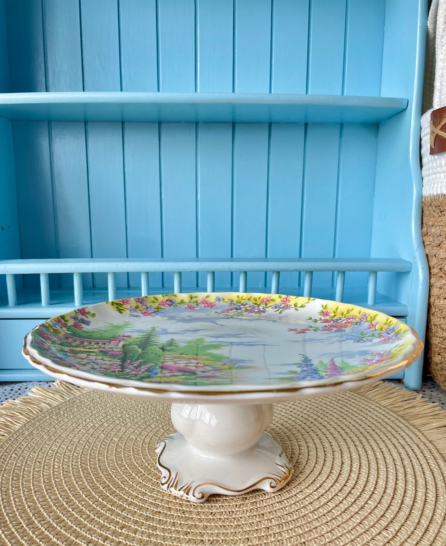 Rare Vintage Royal Albert "Kentish Rockery" Hard to Find Ped