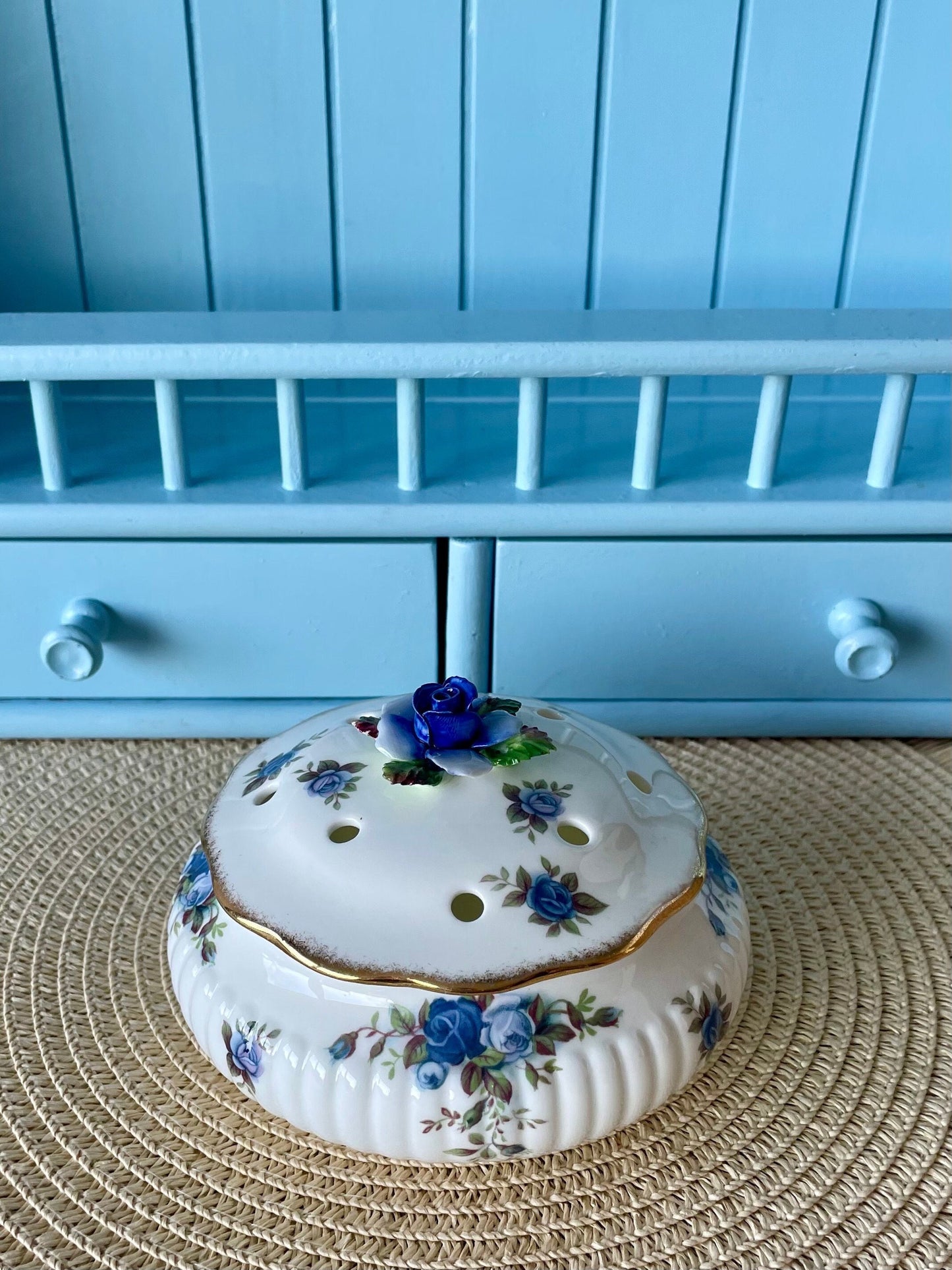 Vintage Royal Albert Moonlight Rose Pot Pourri Dish