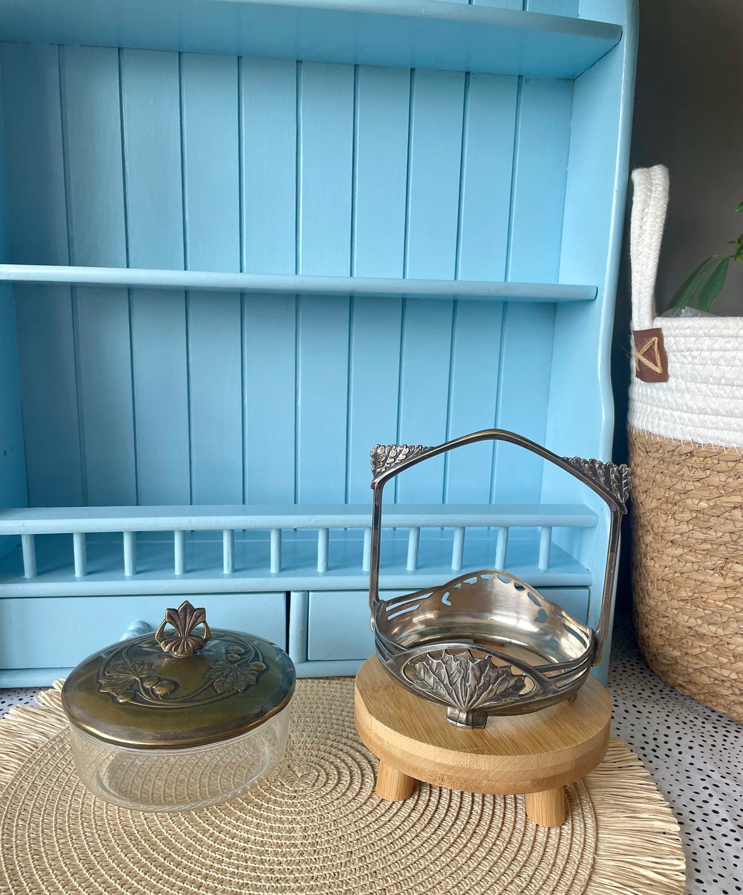 Beautiful Art Nouveau Elegance: WMF Glass Bonbon Box with Si