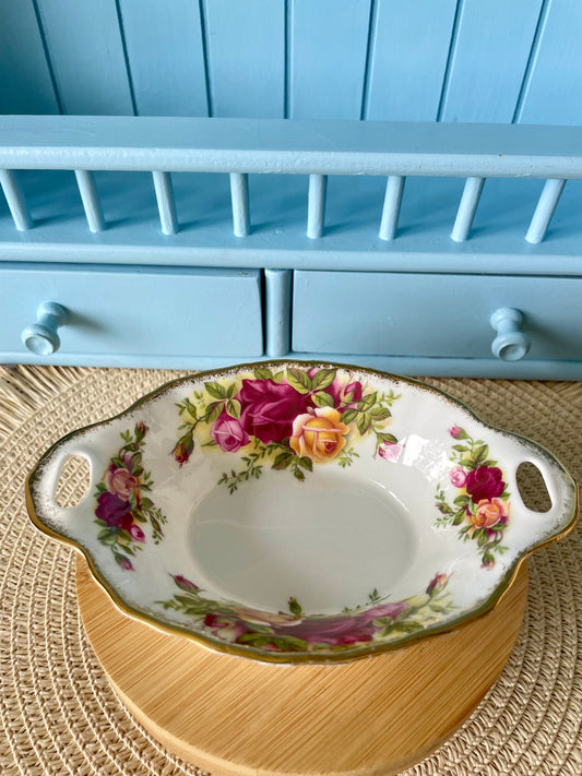 Vintage Royal Albert "Old Country Roses" Bone China Peanut Dish