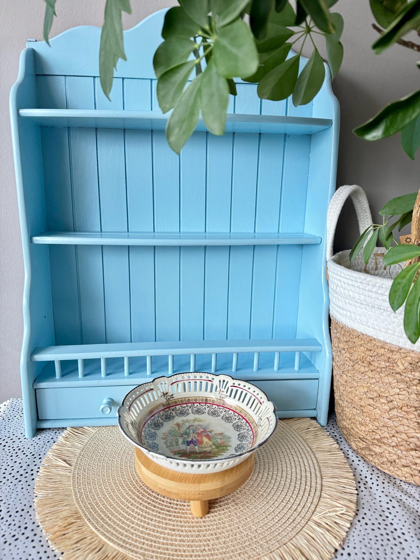 Hard To Find Vintage Schwarzenhammer Bavaria Fragonard Gold