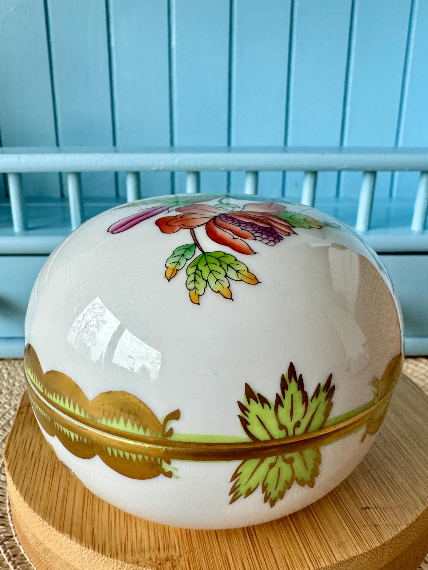 Pretty Vintage Herend Queen Victoria Trinket Dish