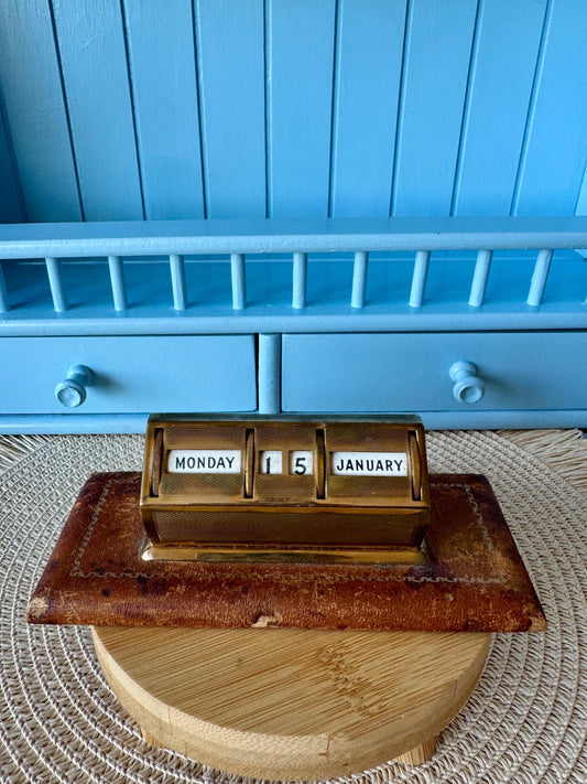 Beautiful Vintage Art Deco Perpetual Calendar by LeatherSmit