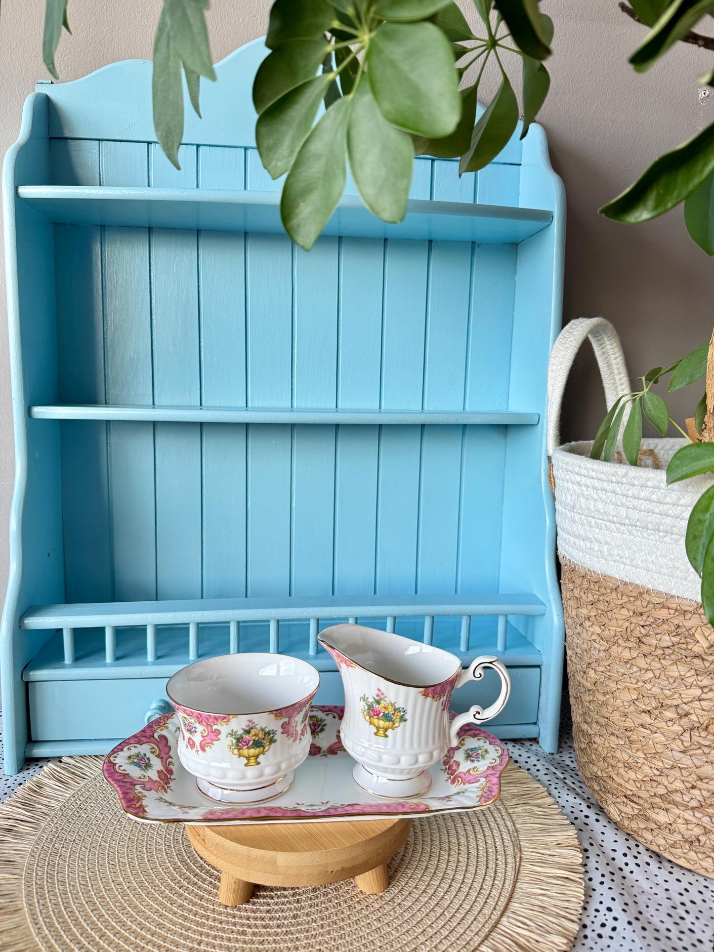 Very Hard to Find Vintage Queens Rosina Bone China Sugar and