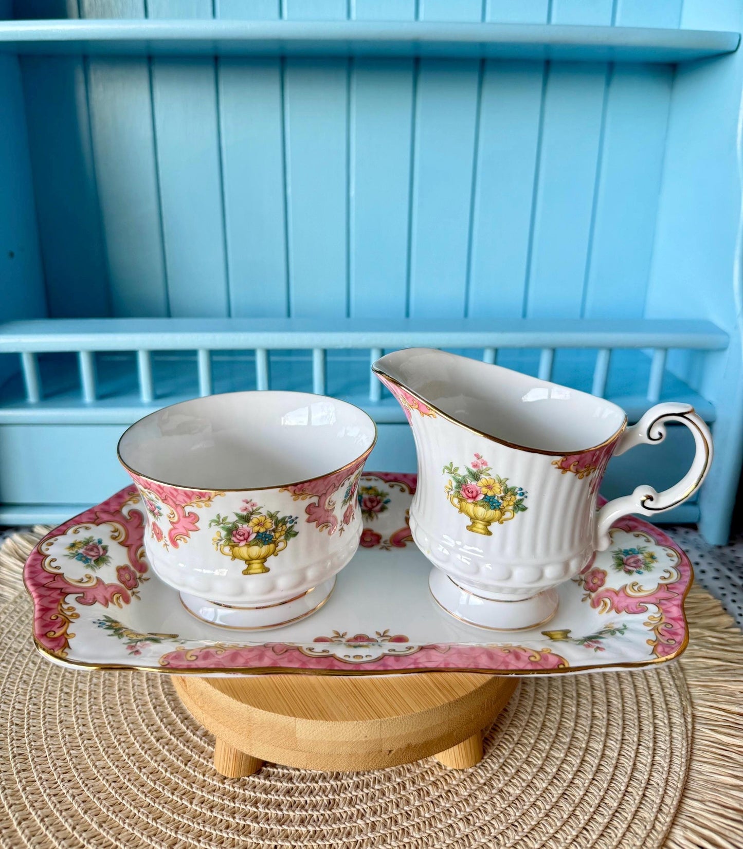 Very Hard to Find Vintage Queens Rosina Bone China Sugar and