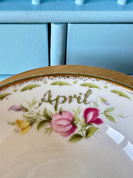 Vintage Royal Albert Flower Of The Month Bowl