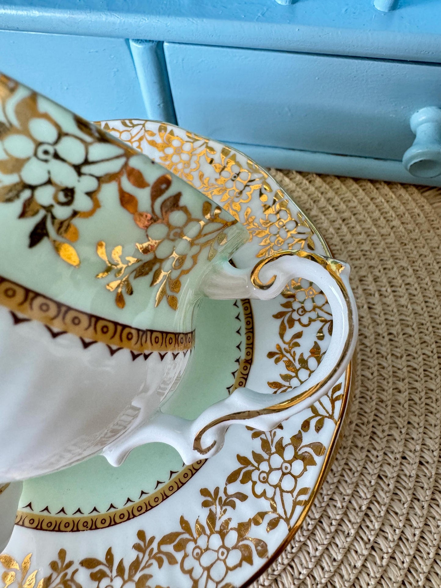 Vintage Elizabethan Fine Bone China Tea Cup and Saucer - Gre