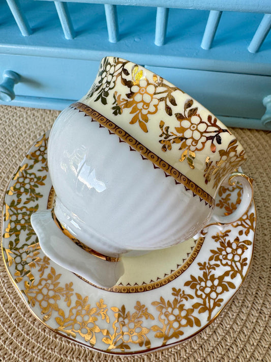 Vintage Elizabethan Fine Bone China Tea Cup and Saucer - Yel