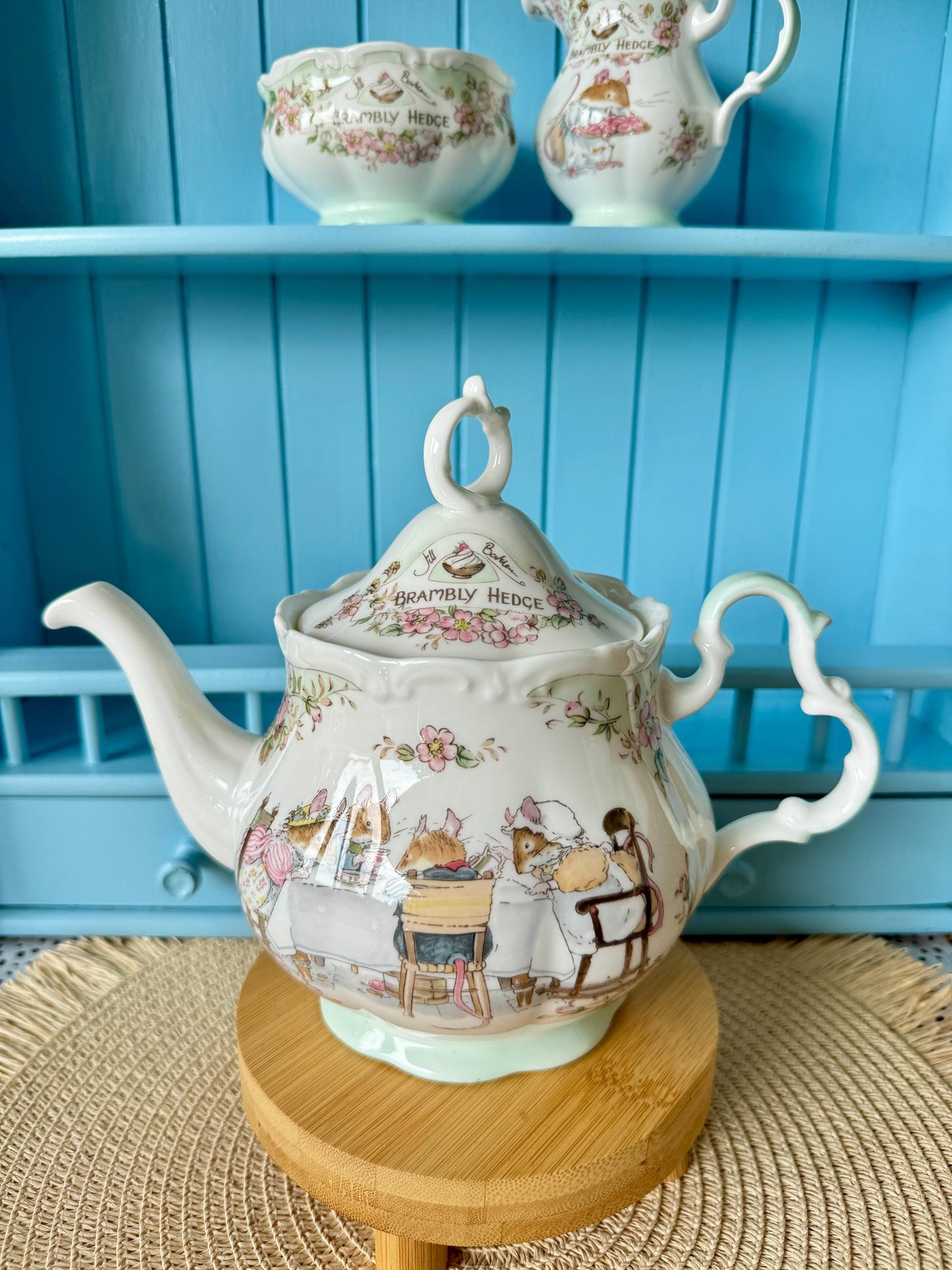 Hard to Find Vintage Royal Doulton 'Tea Service' TeaPot and