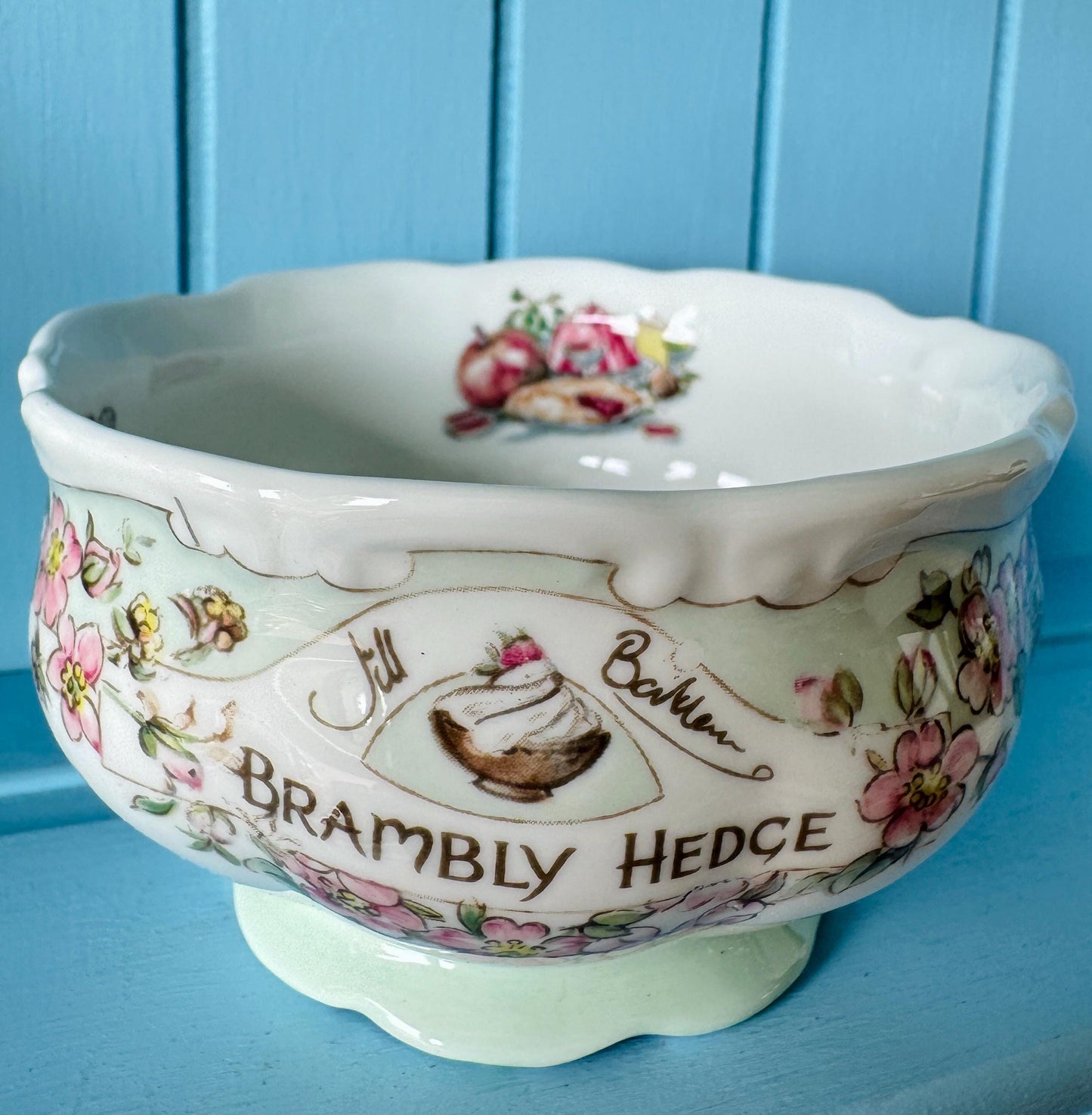 Hard to Find Vintage Royal Doulton 'Tea Service' Creamer & S