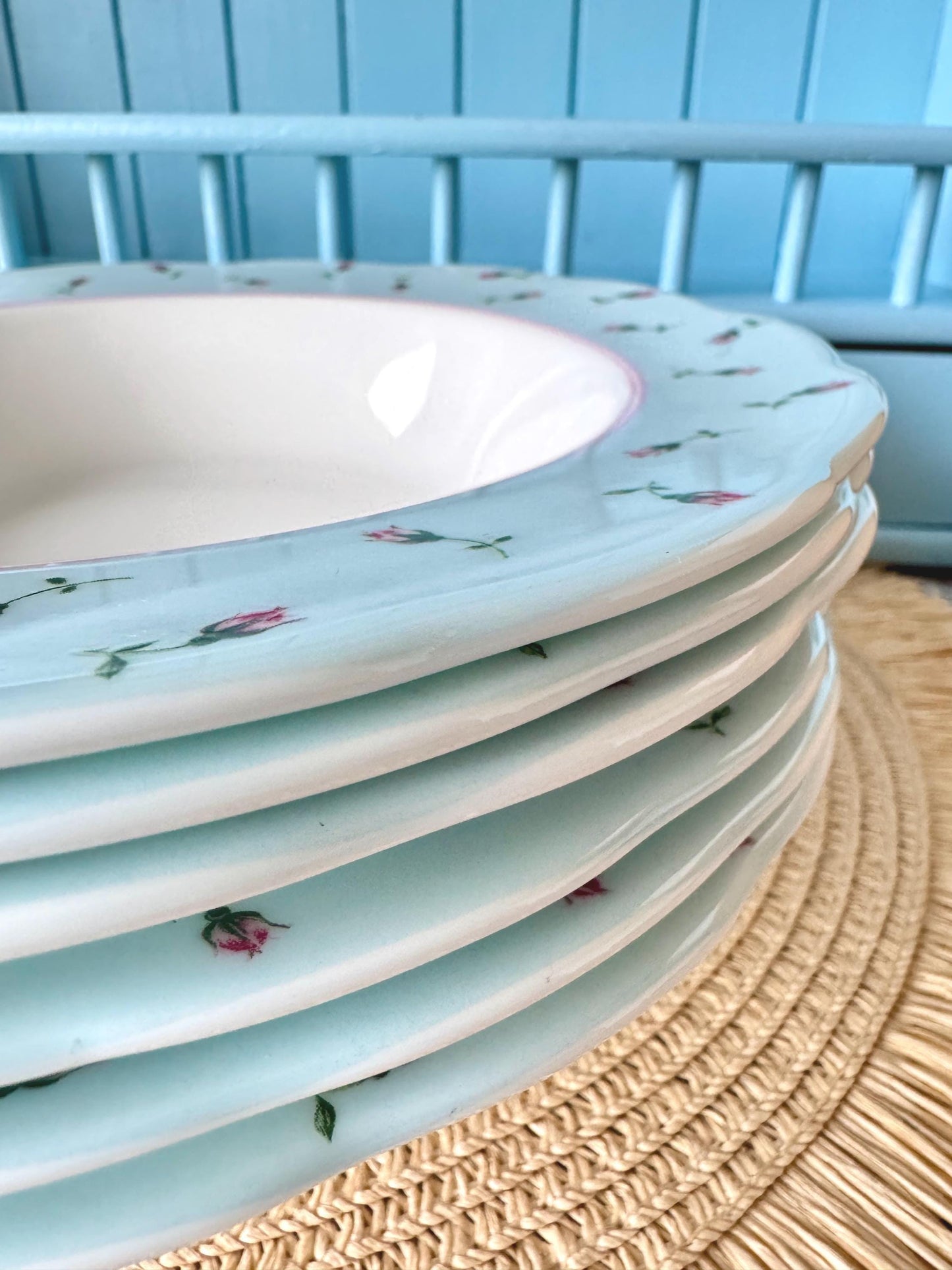 Vintage Set of 6 Royal Albert Rose Buds Soup or Pasta Plates